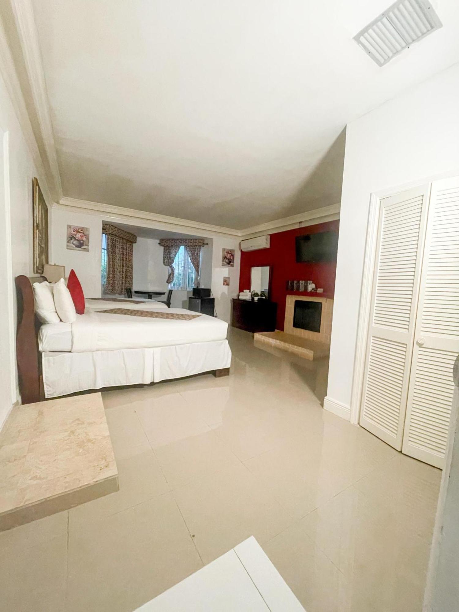 Golden Palms House 3* Nassau